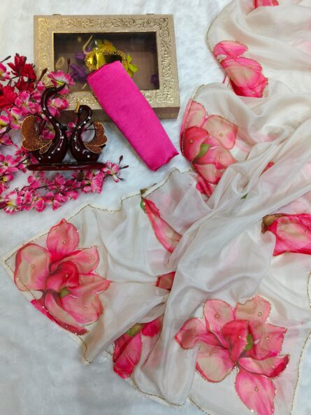Beautiful floralprint with Katdana handwork - Image 5