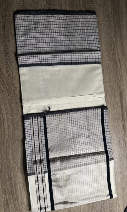 AC178  ,Handloom Set Saree in silver and black - Image 4