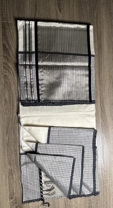 AC178  ,Handloom Set Saree in silver and black - Image 5