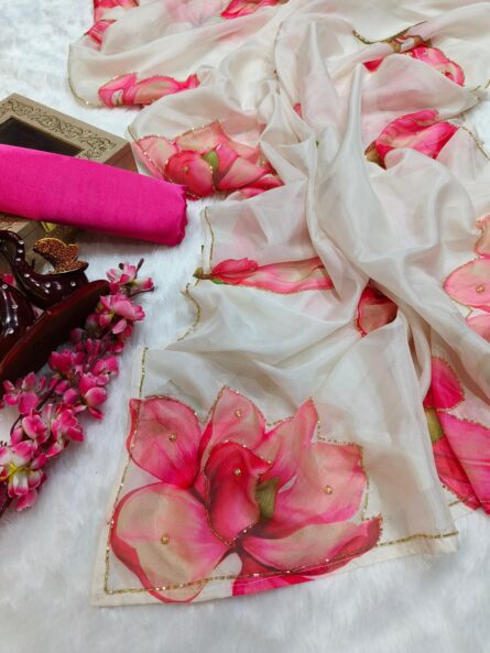 Beautiful floralprint with Katdana handwork - Image 3