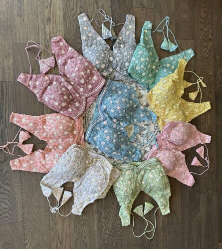 AC254 ,SLEEVELESS BLOUSE - Image 5