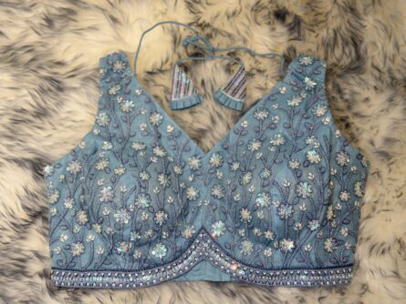 AC254 ,SLEEVELESS BLOUSE - Image 3