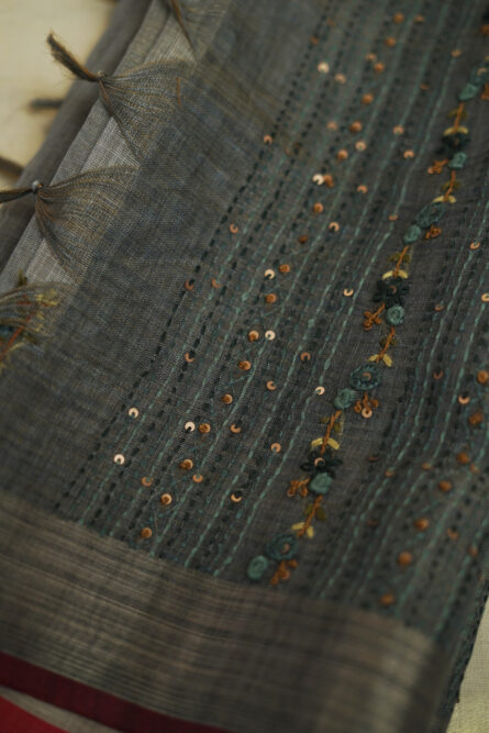 Tissue blend linen saree with heavy blouse - Image 7