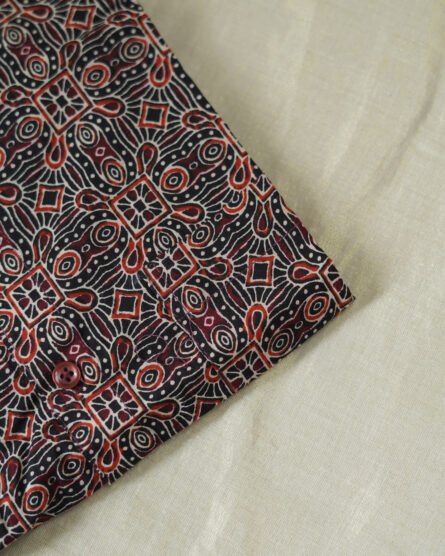 Mundu + Shirt - Image 5
