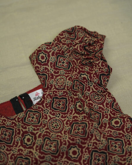 Kids Skirt(Pavada)& Blouse - Image 3