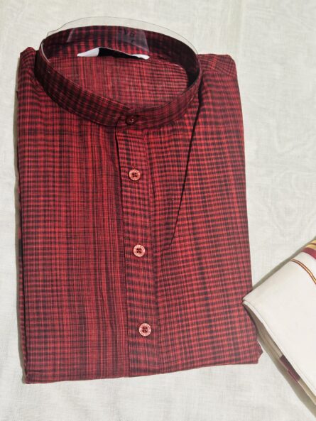 AC150  ,Balaramapuram Unakkupavu Mundu + Cotton Kurthi(L) - Image 4