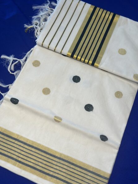 Budget-Friendly Handloom Cotton Saree - Image 3
