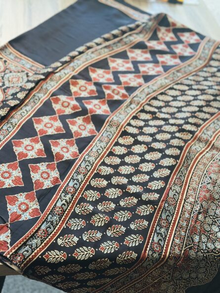 AC244 , AJRAKH HANDBLOCK MODAL SILK SAREE - Image 5