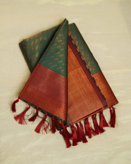 Saree - Image 4