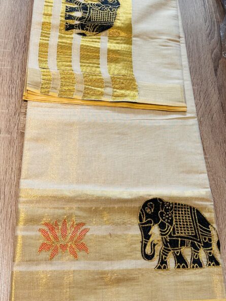Set Saree - Image 3