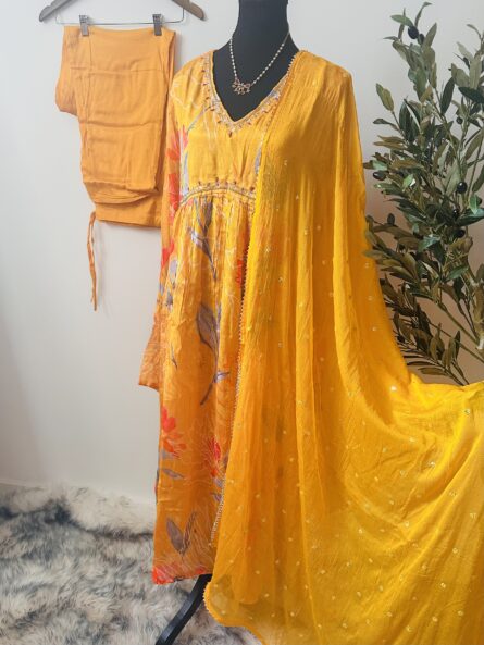 #S07 Salwar Set - Image 2
