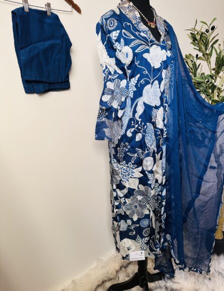 AC211  ,Dupatta Pant Set - Image 4