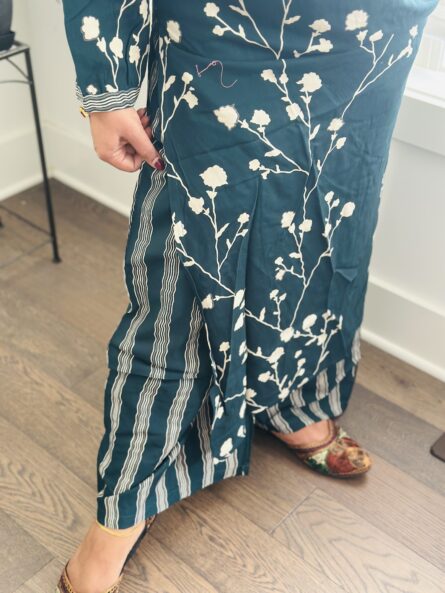 AC226 ,Kurti Pant Set - Image 4